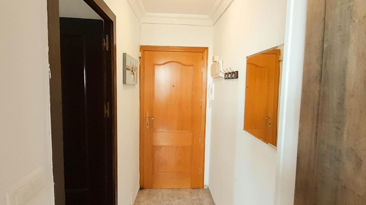 Apartamento En El Centro De Torremolinos Luaran gambar